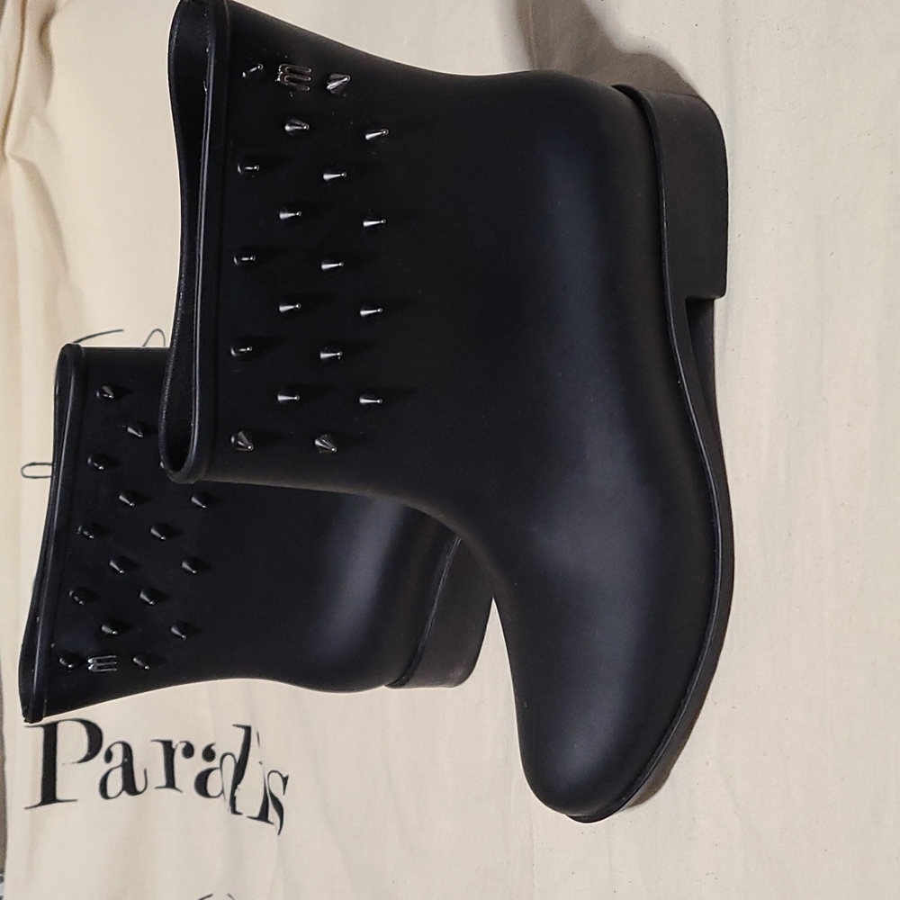 Melissa Moon Dust Spike Studded Rain Boots Black Mid Ankle Matte sz 6